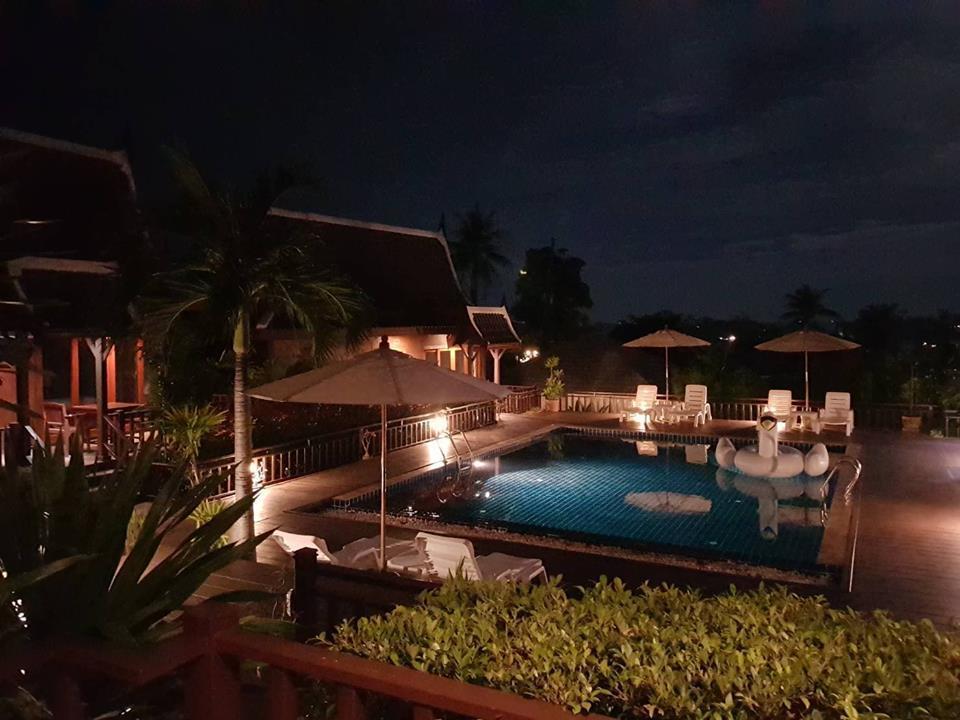 Kaya Mani Thai Villa Resort Choeng Mon Buitenkant foto