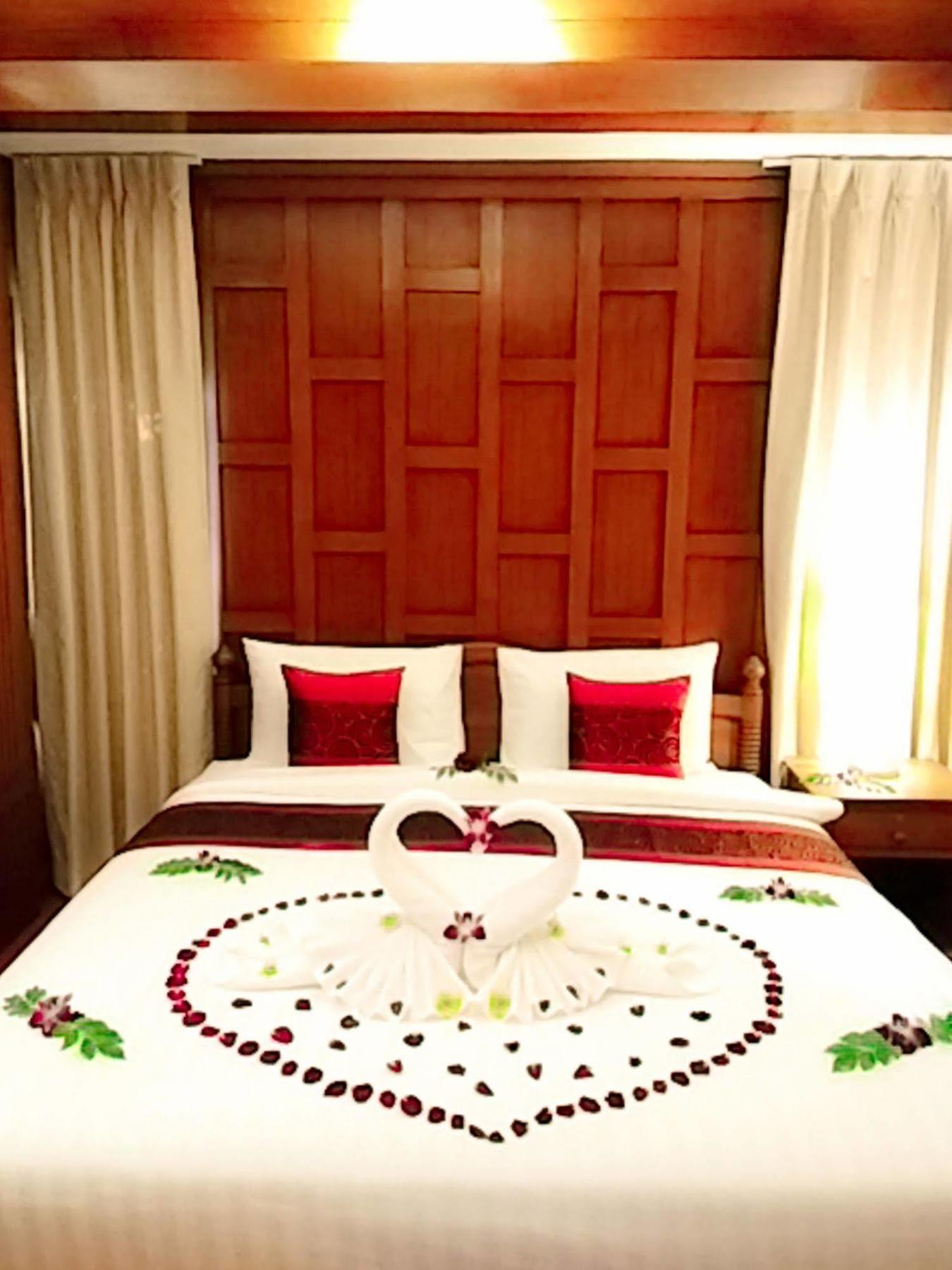 Kaya Mani Thai Villa Resort Choeng Mon Buitenkant foto