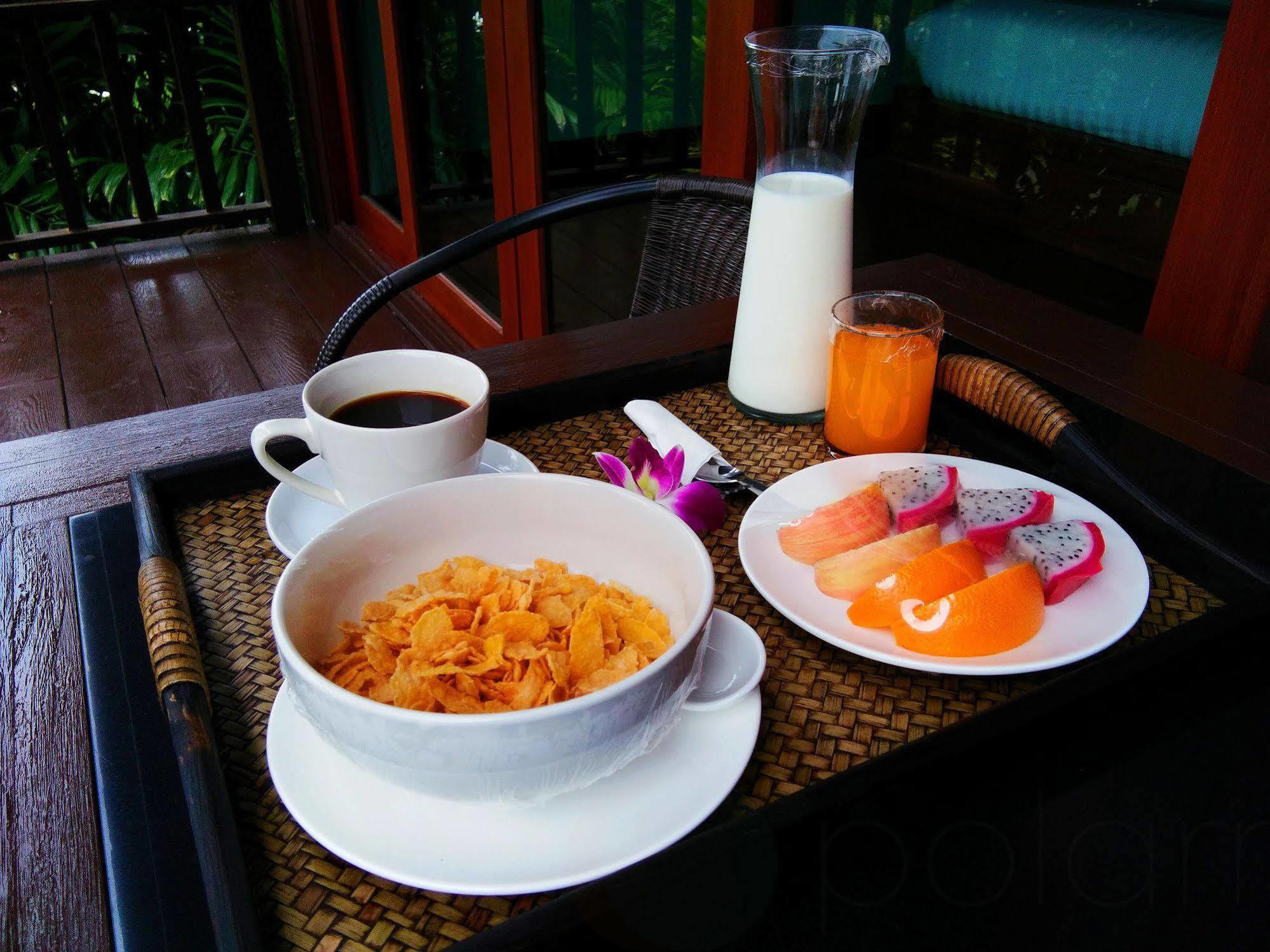 Kaya Mani Thai Villa Resort Choeng Mon Buitenkant foto