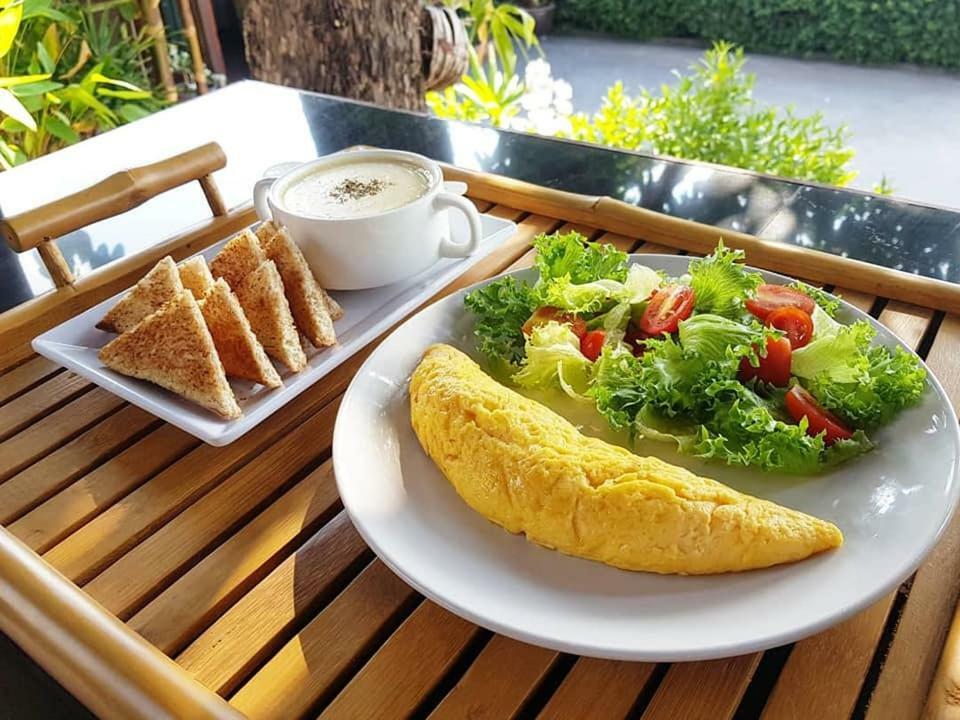 Kaya Mani Thai Villa Resort Choeng Mon Buitenkant foto